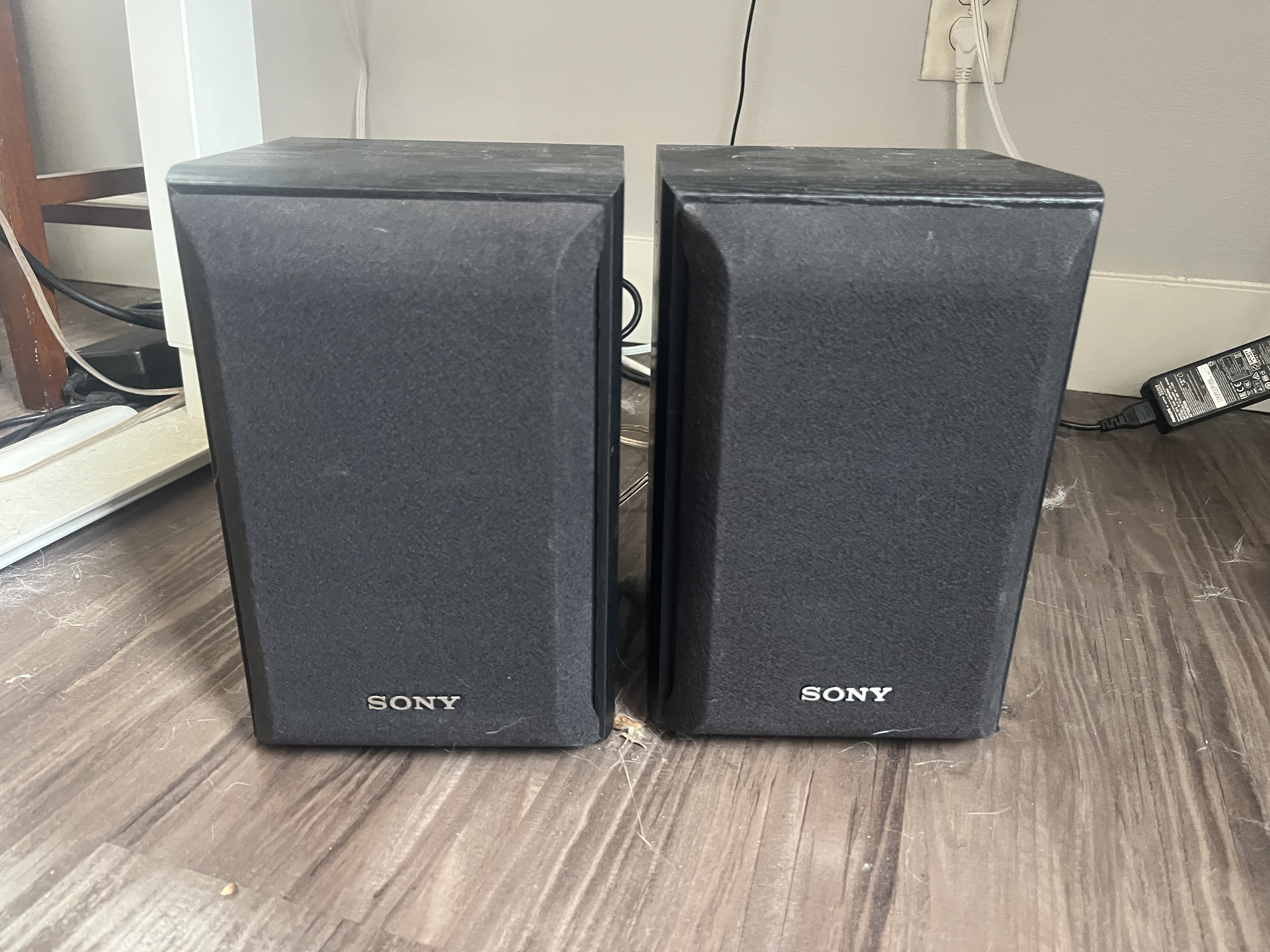 Speaker closed image