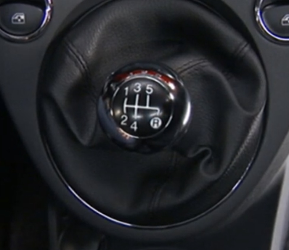 shifter-fiat image